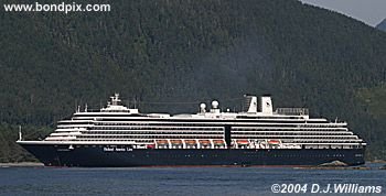 Cruise ship Oosterdam in Alaska