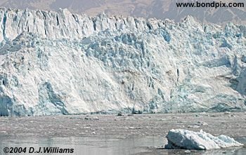 Hubbard Glacier in Yakutat bay, Alaska