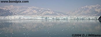 Panoramic view of the Hubbard Glacier in Yakutat bay, Alaska