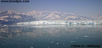 Panoramic view of the Hubbard Glacier in Yakutat bay, Alaska