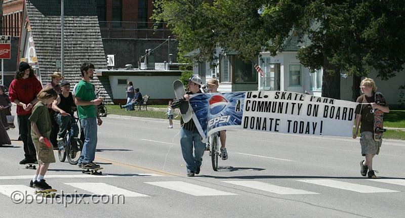 Deer-Lodge-Parade_14816.jpg - Teenagers help promote the Deer Lodge Skate Park along Main Street during the Territorial Days Parade in Deer Lodge Montana, June 14th 2008