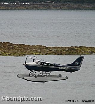 Floatplane in Alaska