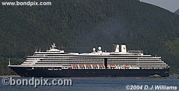 Cruise ship Oosterdam in Alaska